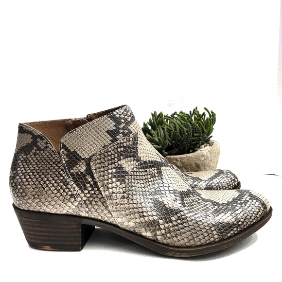 NWT Lucky Brintly Leather Waterproof Bootie 9.5 - Picture 11 of 11